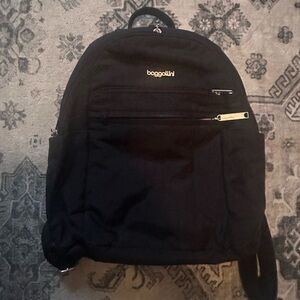 Baggallini Black Backpack with Pockets